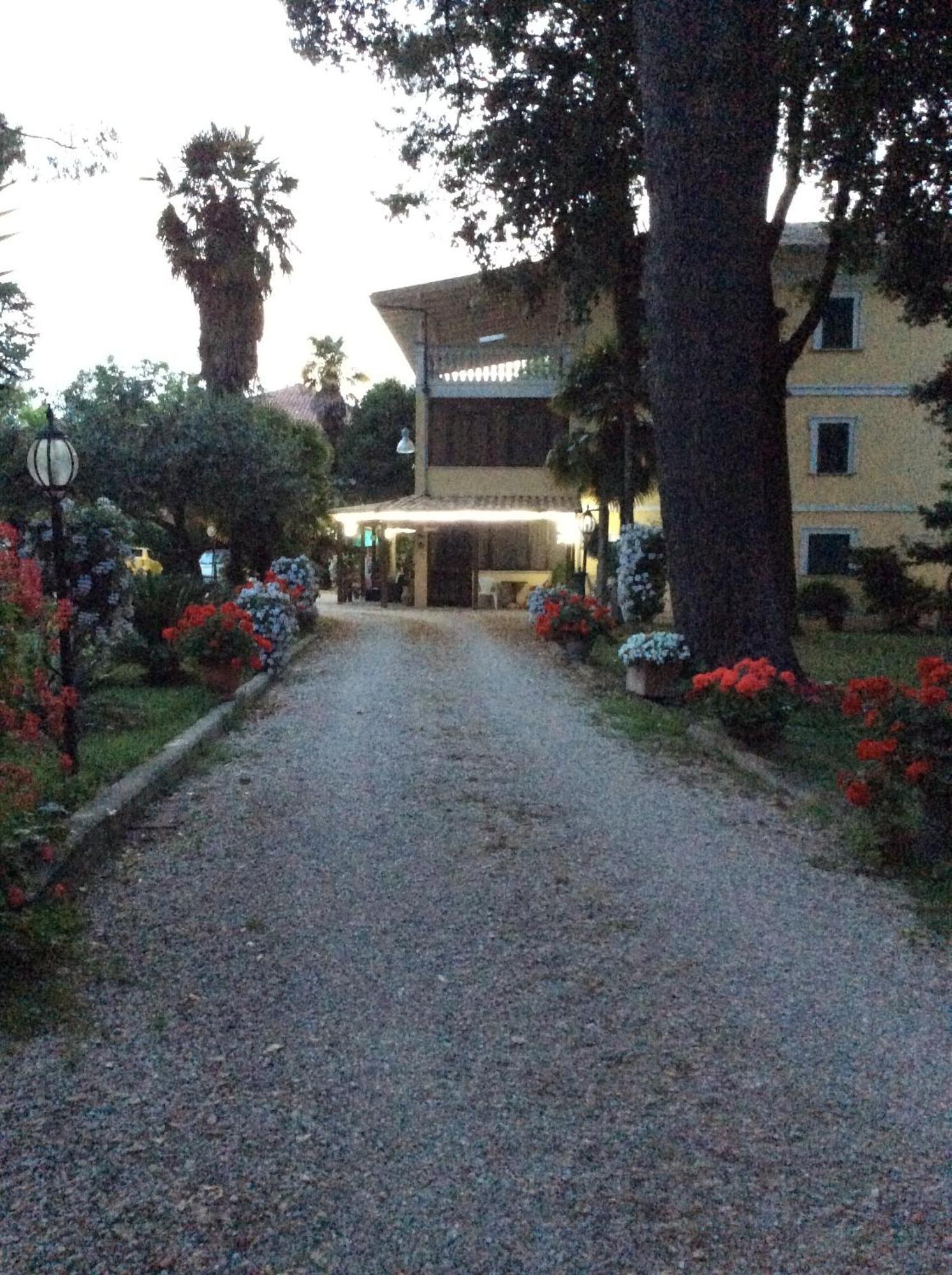 Villa Berghella Montesilvano Exterior foto