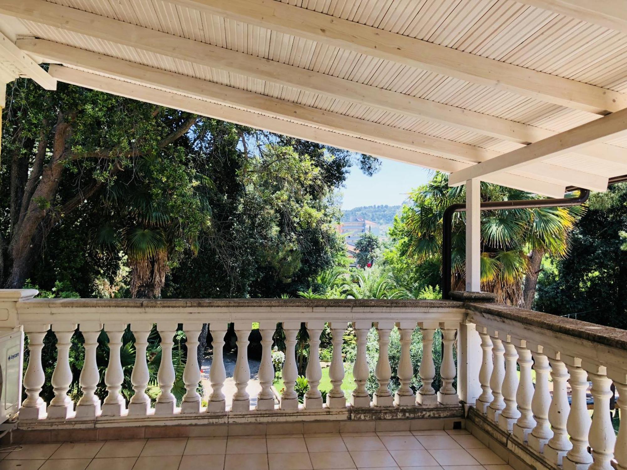 Villa Berghella Montesilvano Exterior foto
